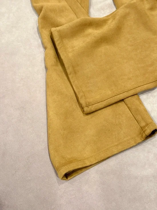 Banana Republic Women’s Ultra High Rise Wide-Leg Suede Pants in Camel Size 28 - Picture 11 of 12